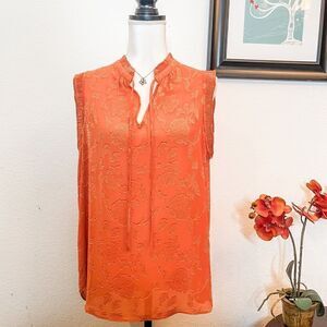 🍋 Rose + Olive • Women’s Orange Floral Split Neck Sleeveless Top Size XL